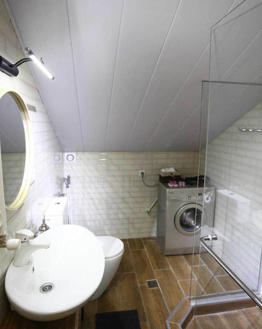 Apartamento Tiflis Hut Exterior foto