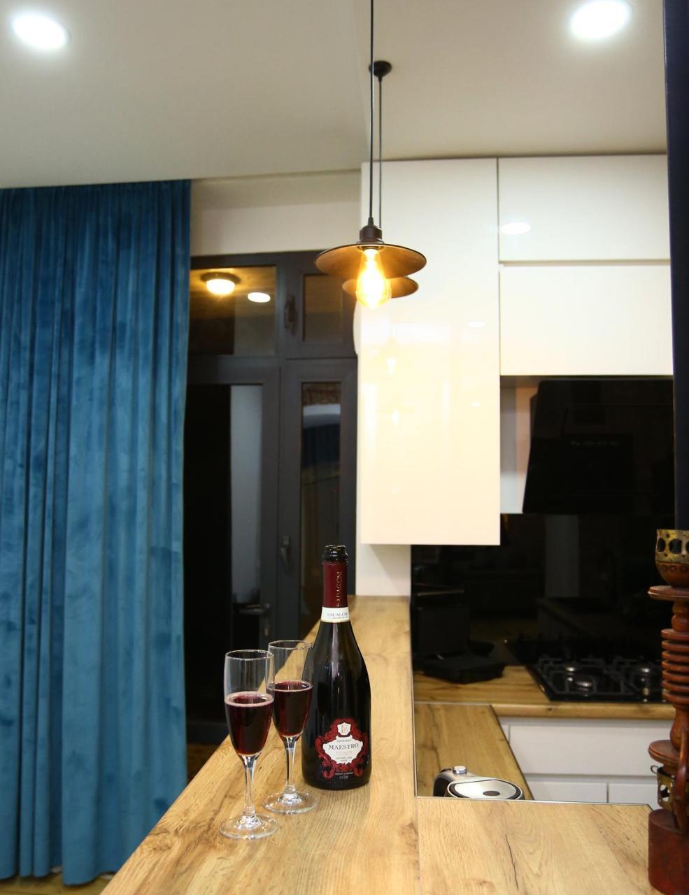 Apartamento Tiflis Hut Exterior foto