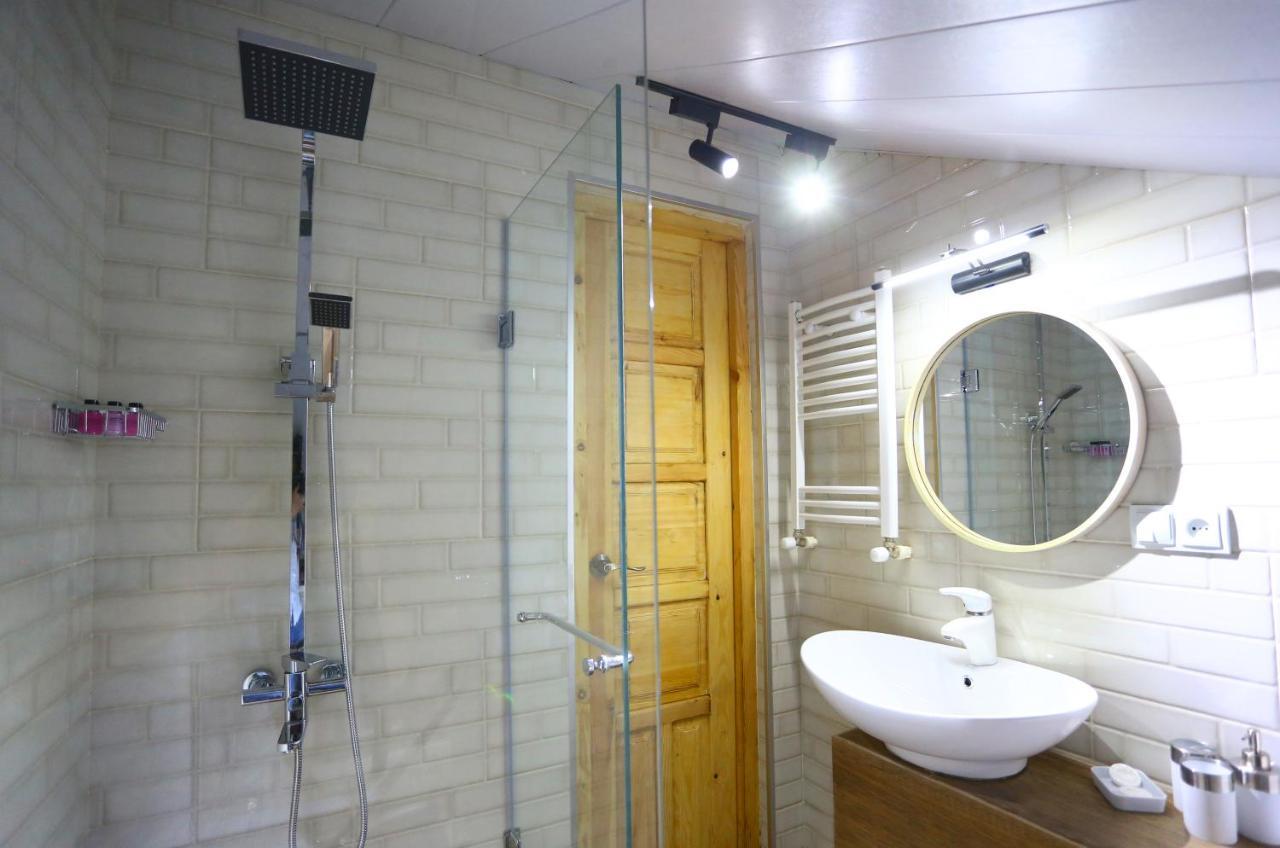 Apartamento Tiflis Hut Exterior foto