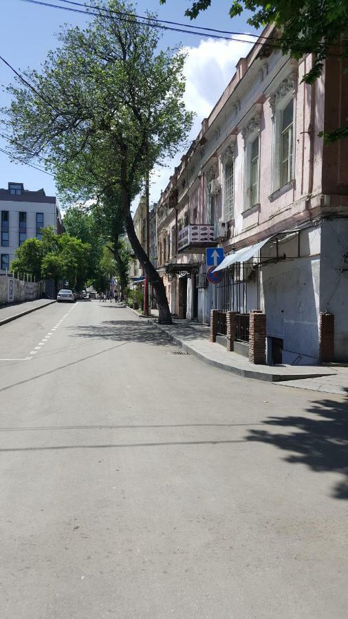 Apartamento Tiflis Hut Exterior foto